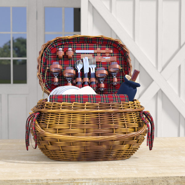 Highlander Picnic Basket & Reviews Birch Lane